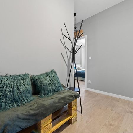 Rentplanet - Apartament Natolin Варшава Екстериор снимка
